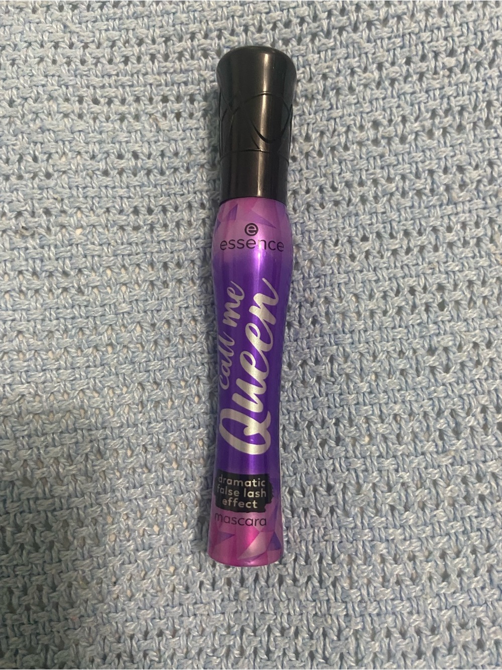 Essence Call Me Queen Mascara - Black